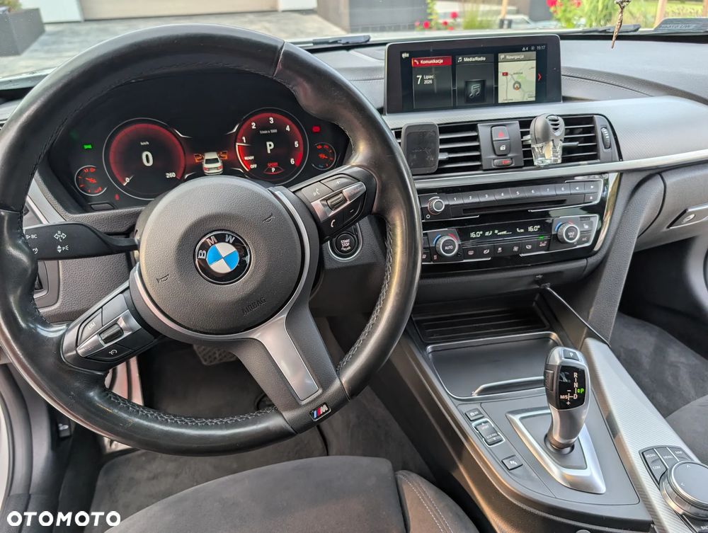 BMW Seria 3 320d M Sport - 7
