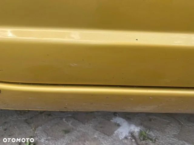 DRZWI LEWE PRAWE TOYOTA YARIS I 580 - 8