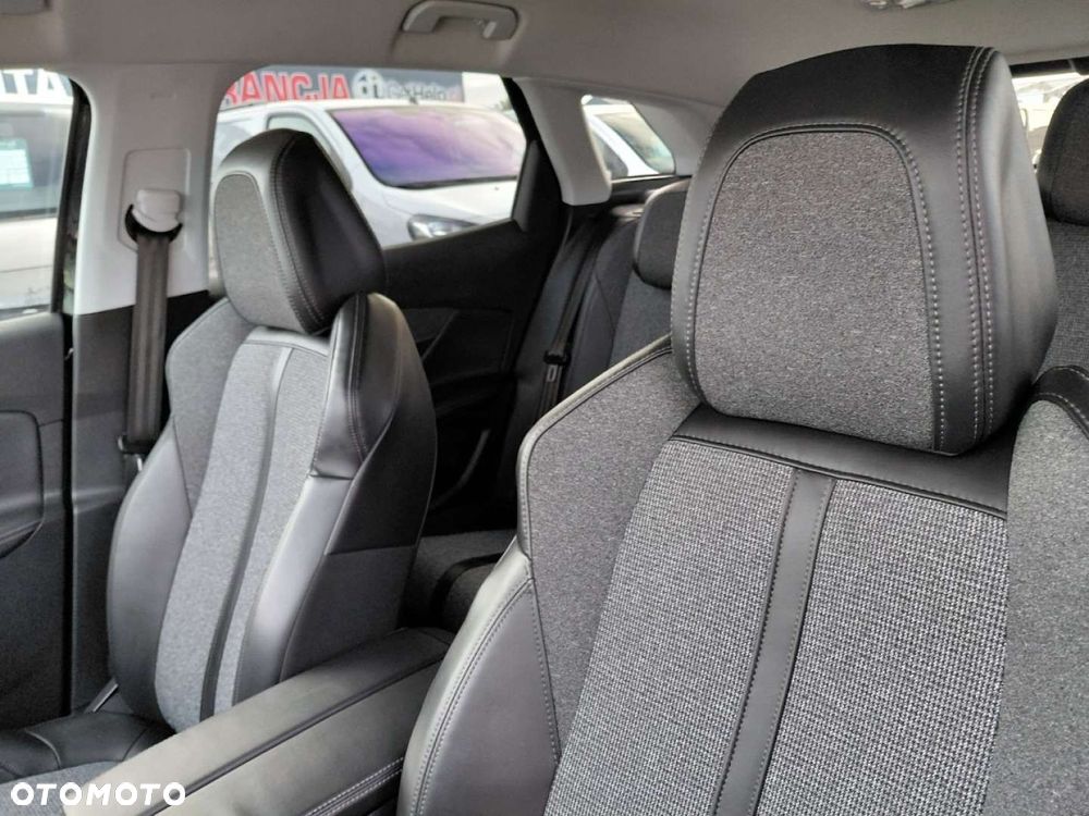 Peugeot 3008 - 15