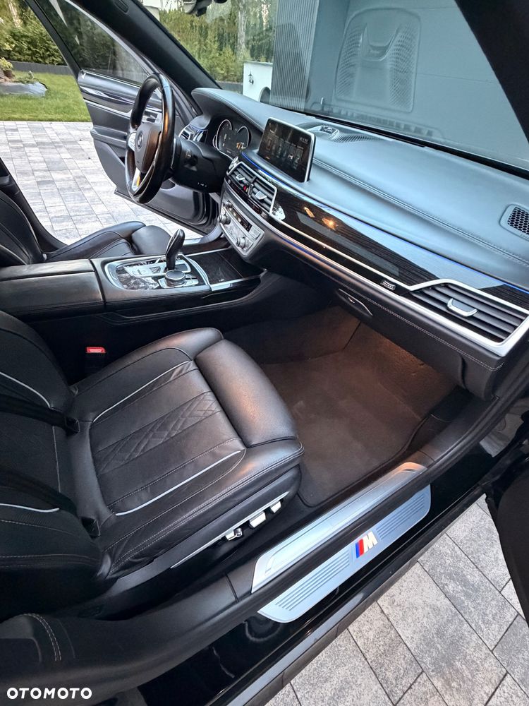 BMW Seria 7 750d xDrive - 12