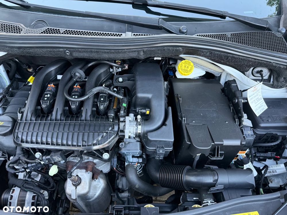 Peugeot 2008 - 37