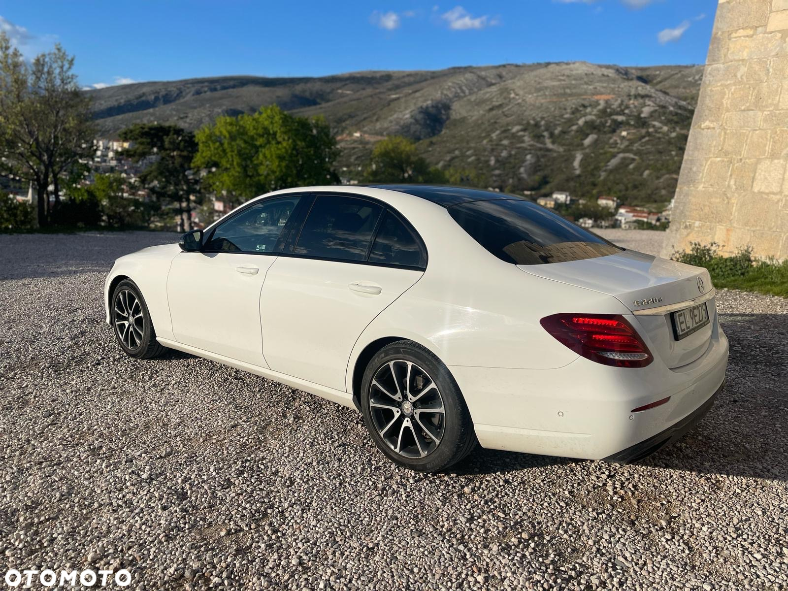 Mercedes-Benz Klasa E 220 d 9G-TRONIC - 4