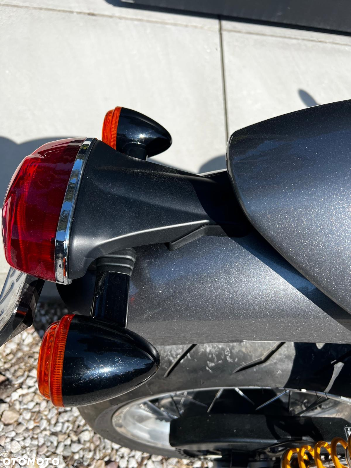 Triumph Thruxton - 17