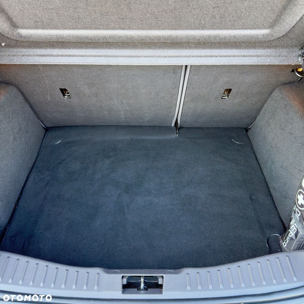 Ford Focus 1.6 Ti-VCT Trend - 21