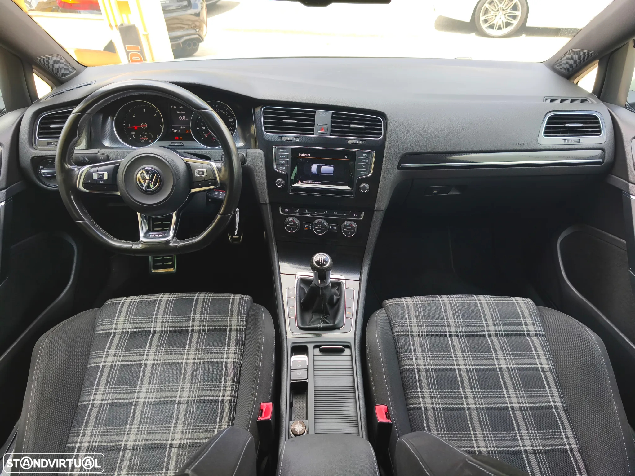 VW Golf 2.0 TDi GTD - 26