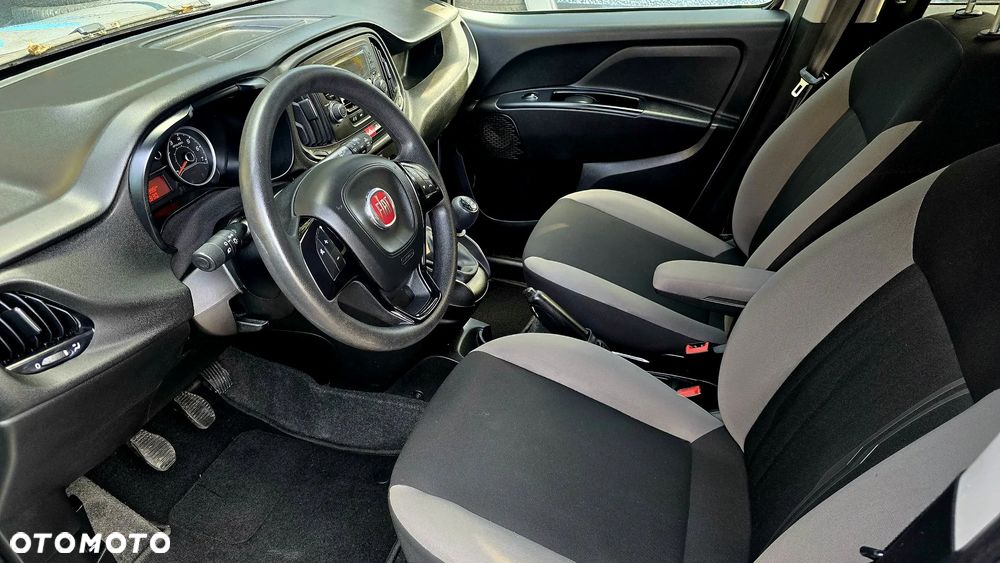 Fiat Doblo 1.4 T-Jet 16V Dynamic - 20