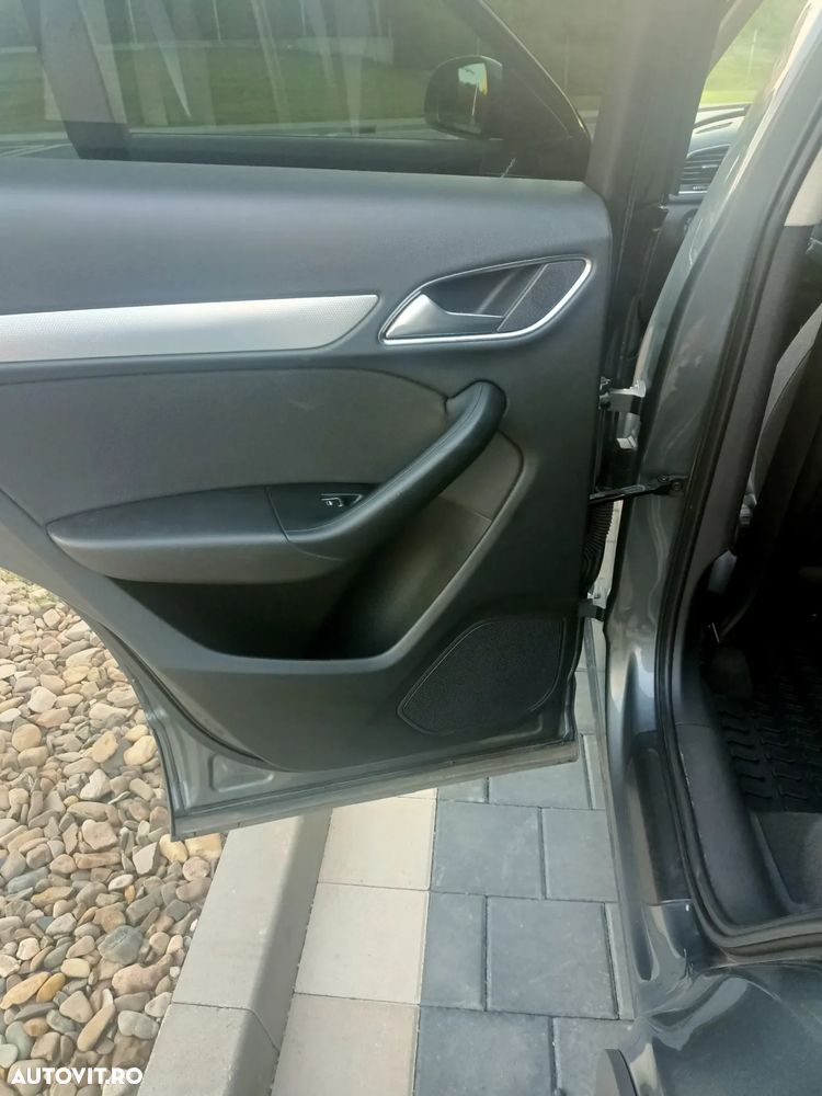 Audi Q3 2.0 TDI Quattro Stronic - 12