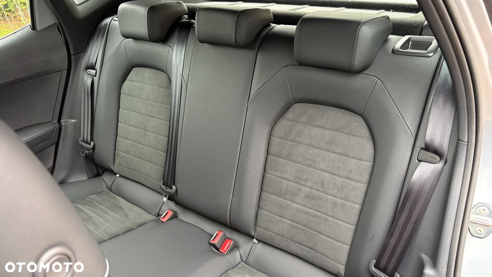 Seat Arona 1.0 TSI Xcellence S&S - 35