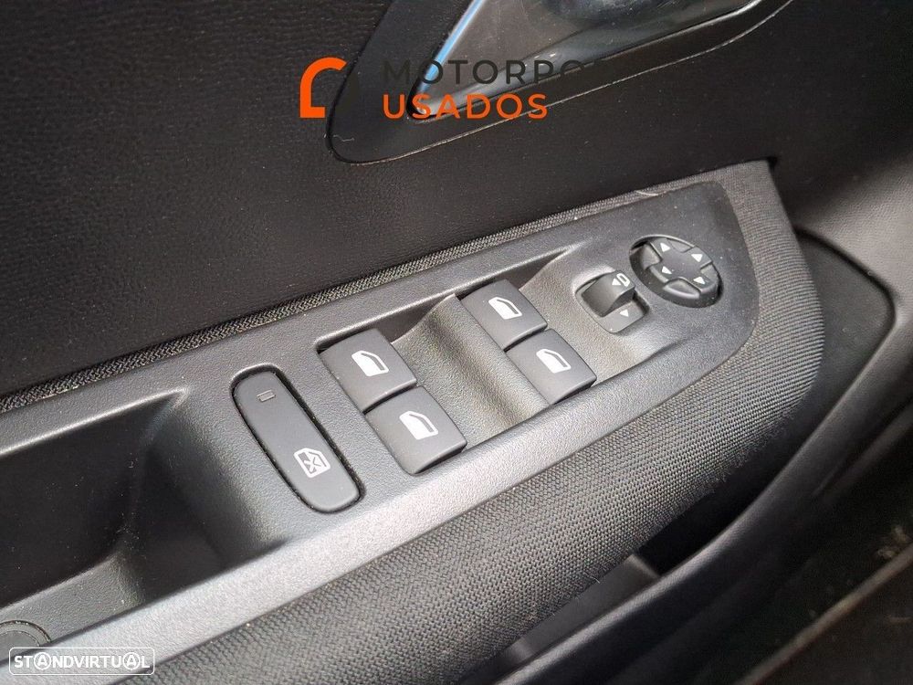 Peugeot 208 1.2 PureTech Active Pack - 18