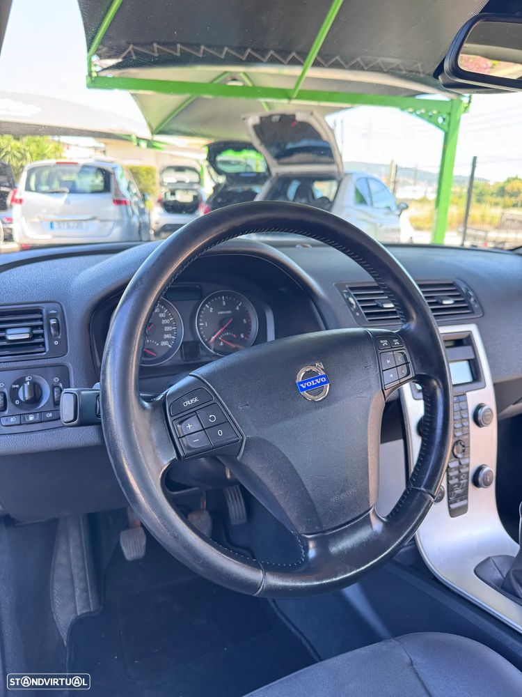 Volvo C30 1.6 D - 10