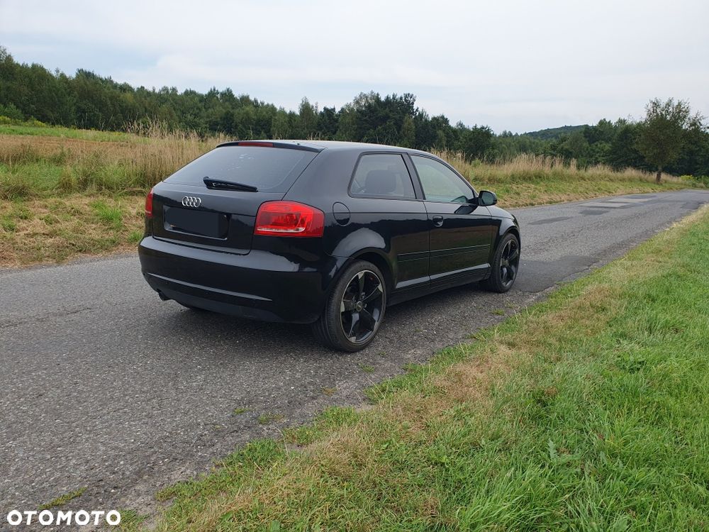 Audi A3 Sportback - 4