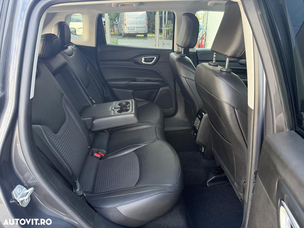 Jeep Compass 1.3T 4xe AT6 PHEV Limited - 9
