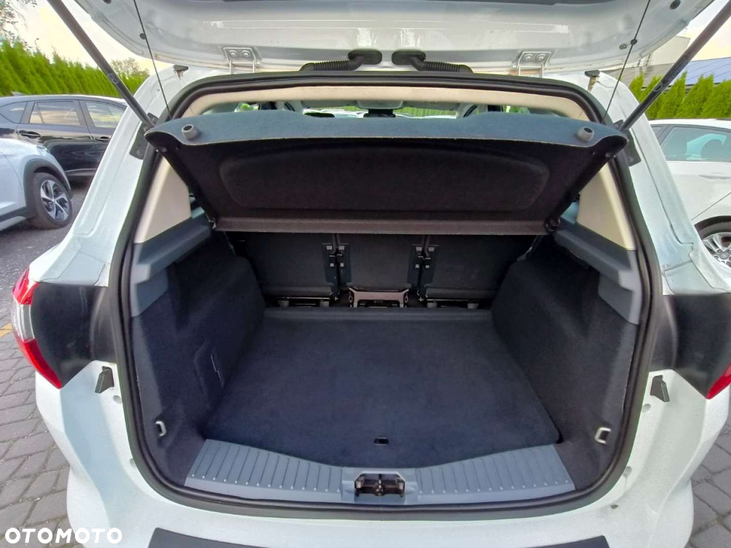 Ford C-MAX - 17