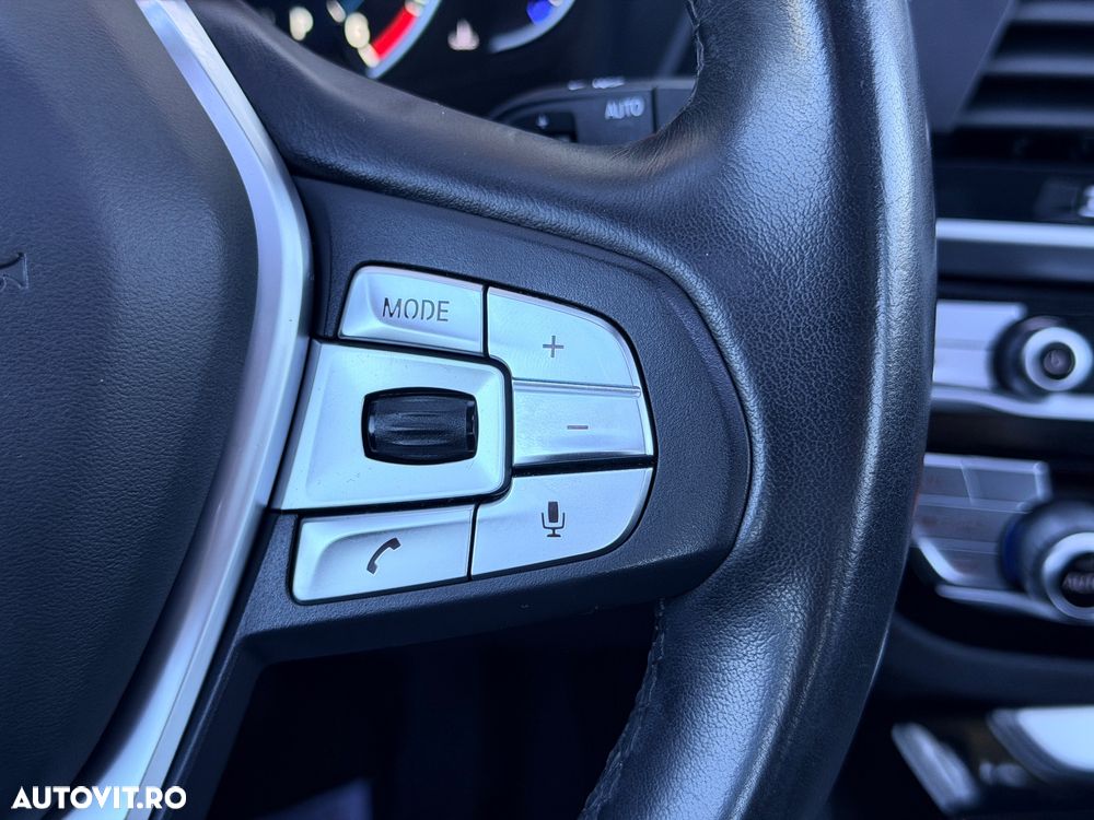 BMW X3 xDrive20d AT xLine - 32