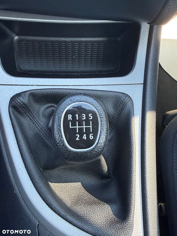 BMW Seria 1 - 10