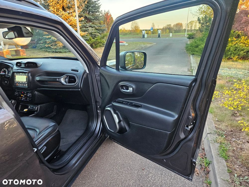 Jeep Renegade 1.6 MultiJet DSG Limited - 30