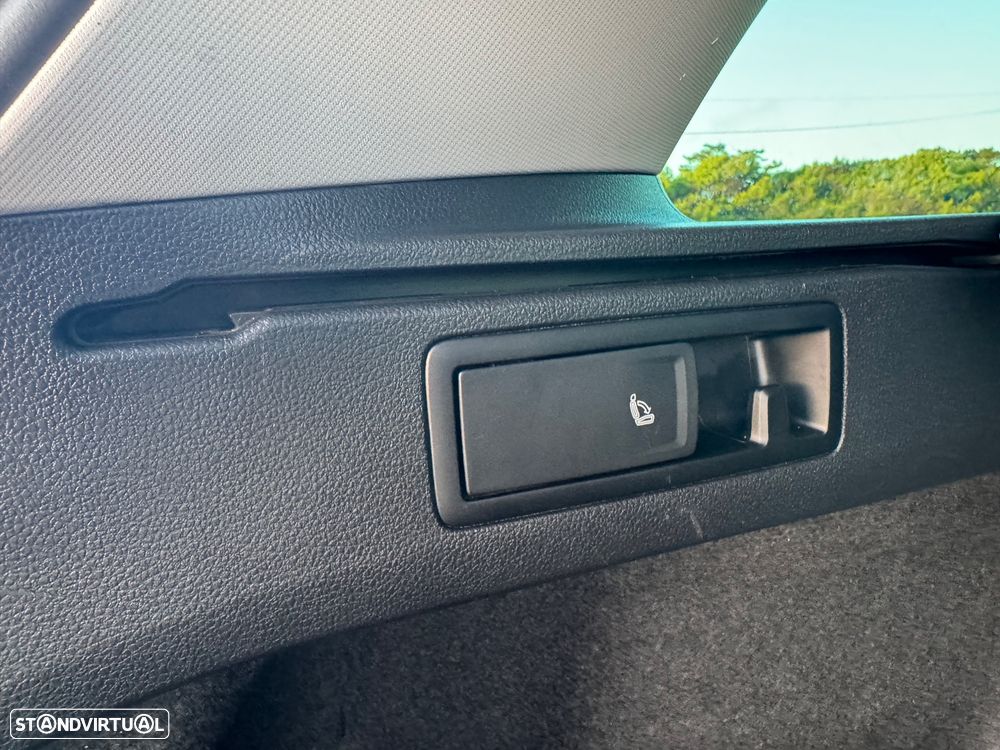 VW Passat Variant 1.4 TSI DSG GTE - 31