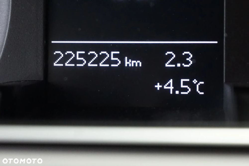 Audi A4 Avant 2.0 TDI DPF Ambiente - 27