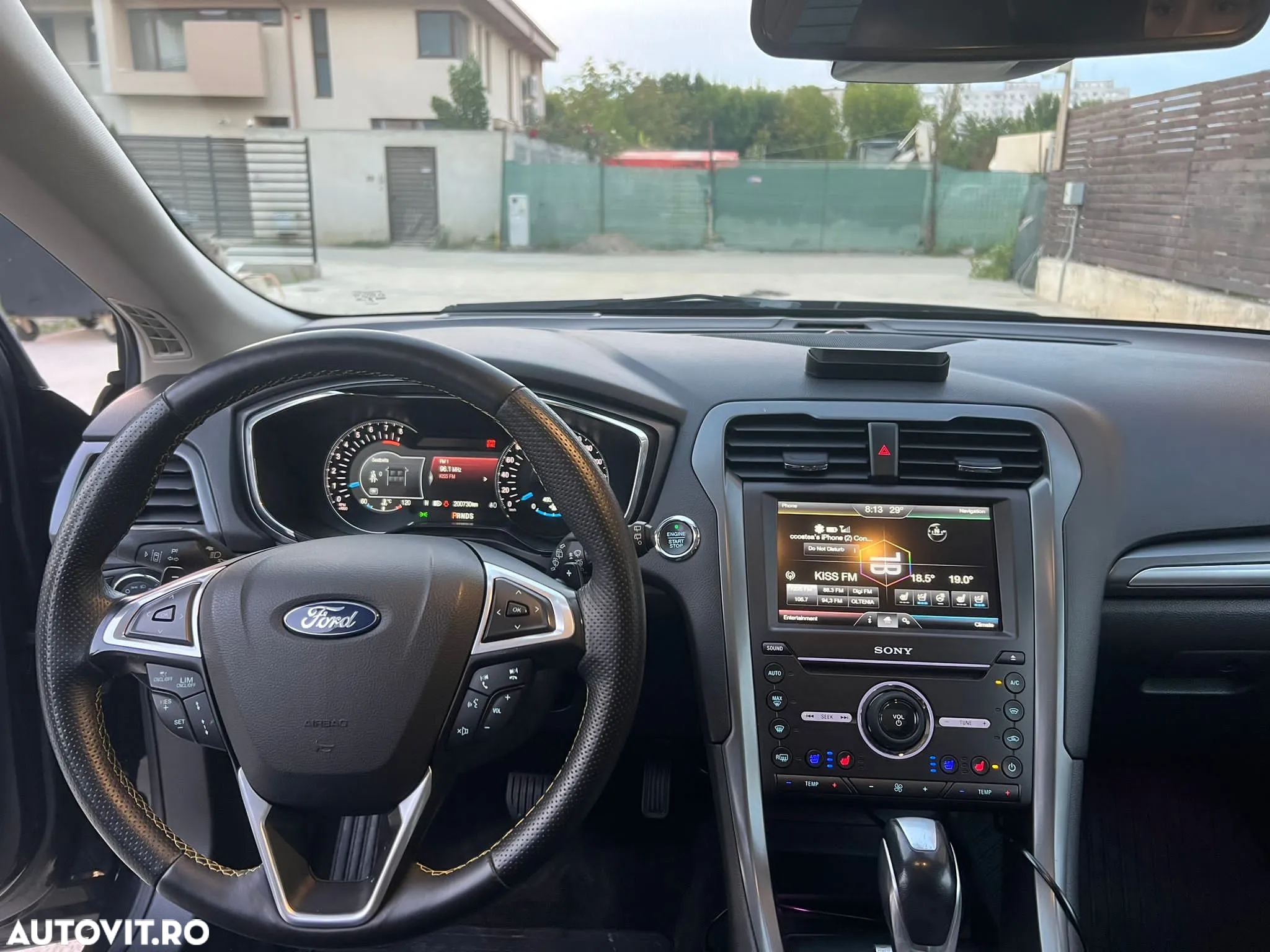 Ford Mondeo 2.0 EcoBoost Powershift Titanium - 19