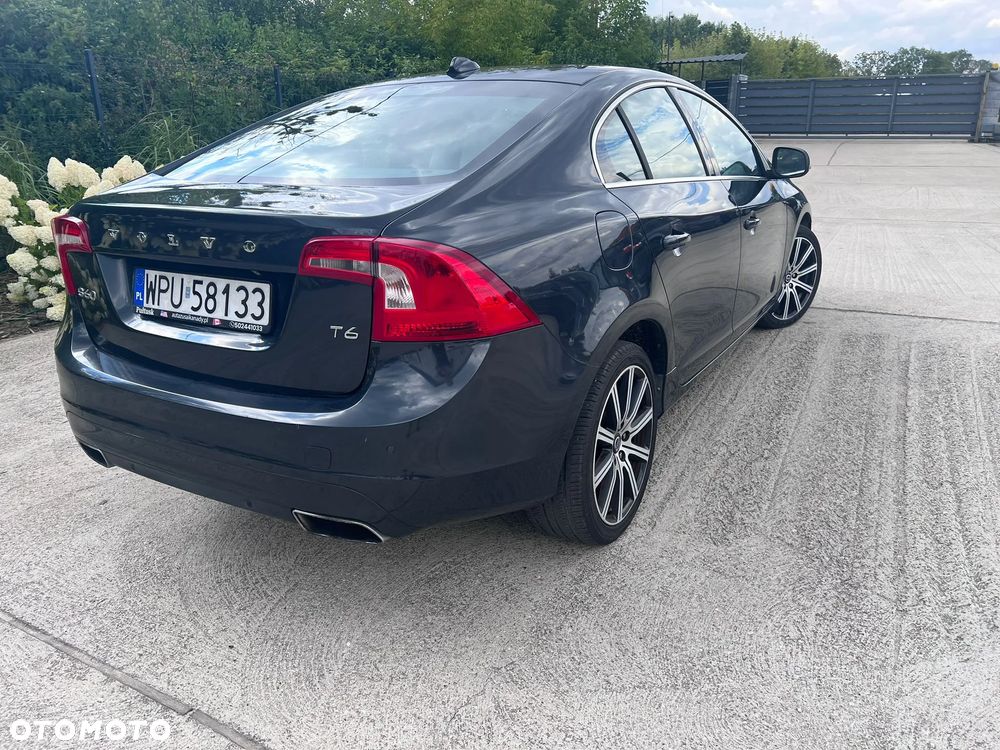 Volvo S60 - 4