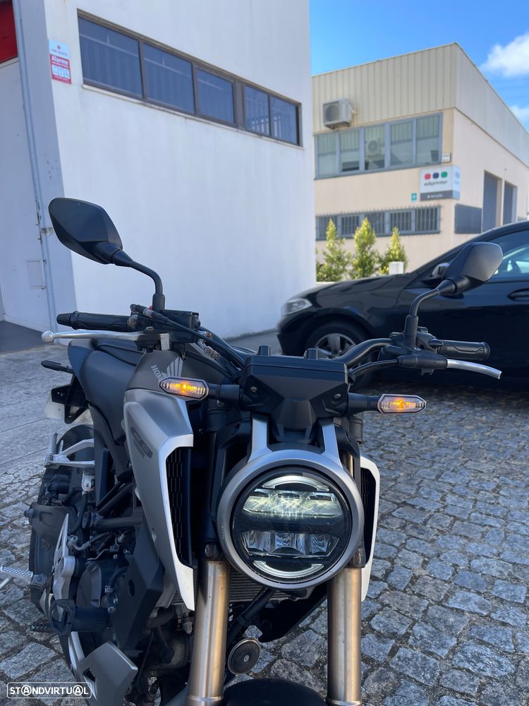 Honda CB CB125R - 3