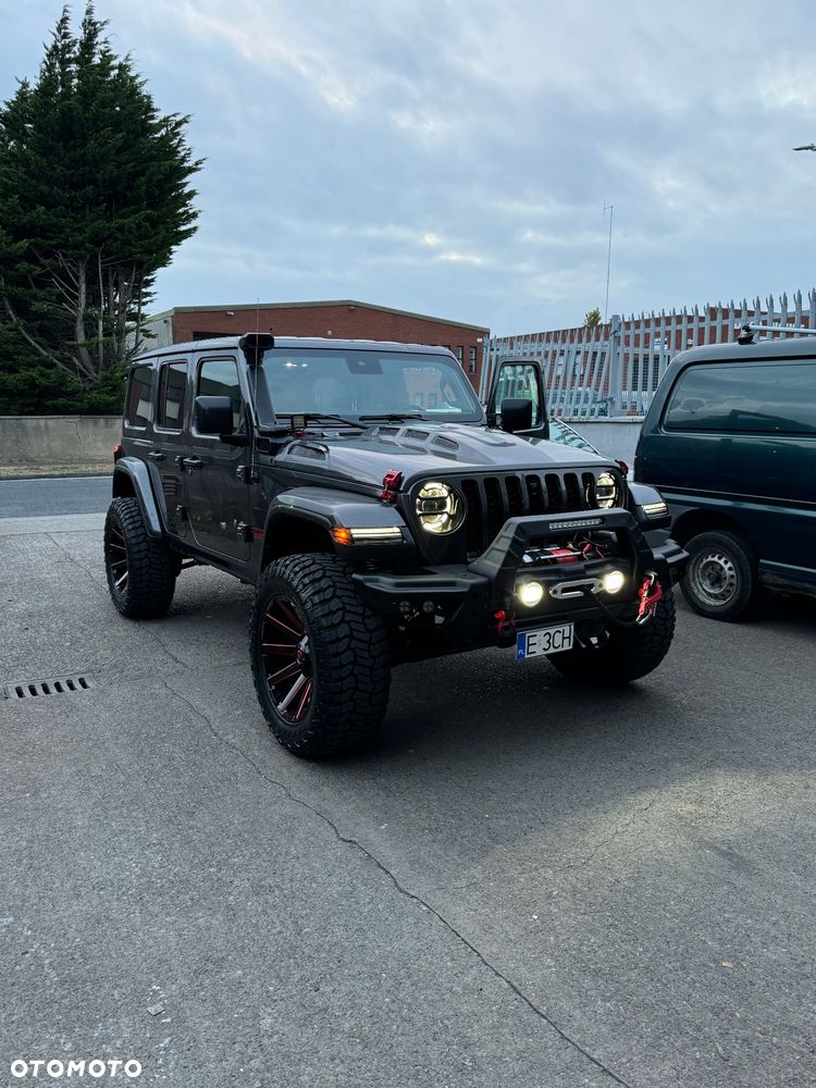 Jeep Wrangler - 9