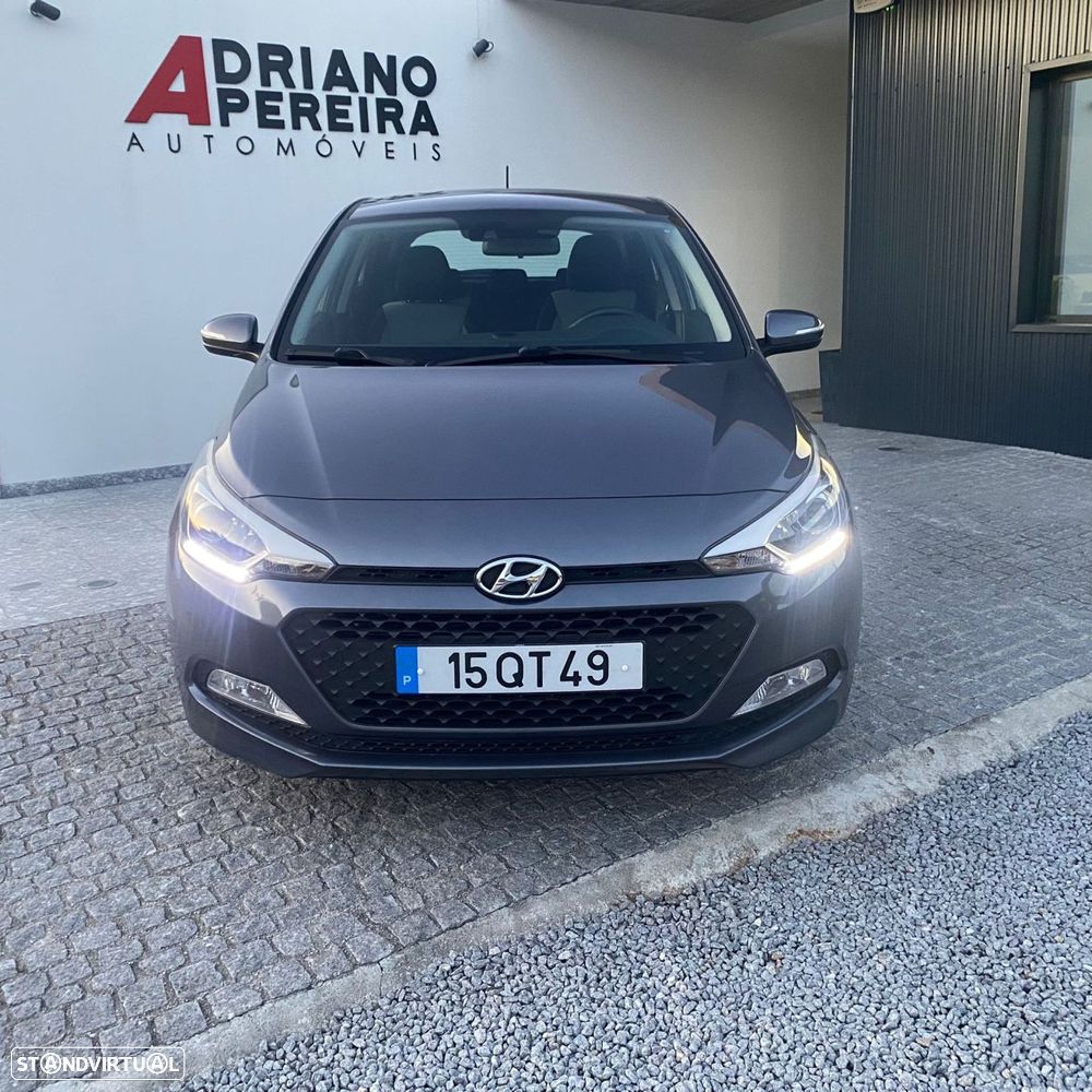 Hyundai i20 1.4 Comfort+P.Look+JLL16 AT - 16