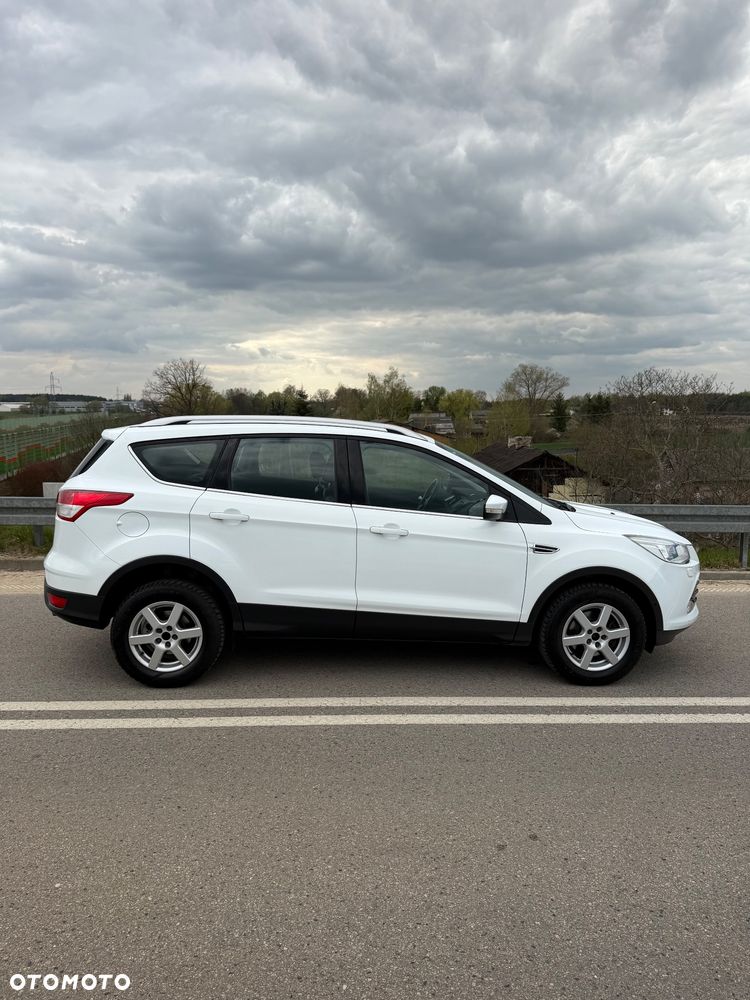Ford Kuga 1.6 EcoBoost 2x4 Individual - 4