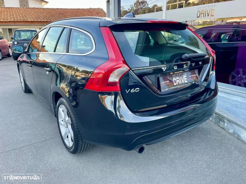 Volvo V60 1.6 D2 Drive Momentum Powershift Start/Stop - 7