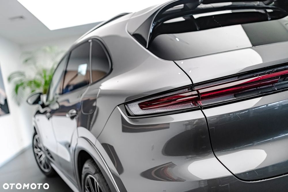 Porsche Cayenne E-Hybrid PHEV Black Edition - 21