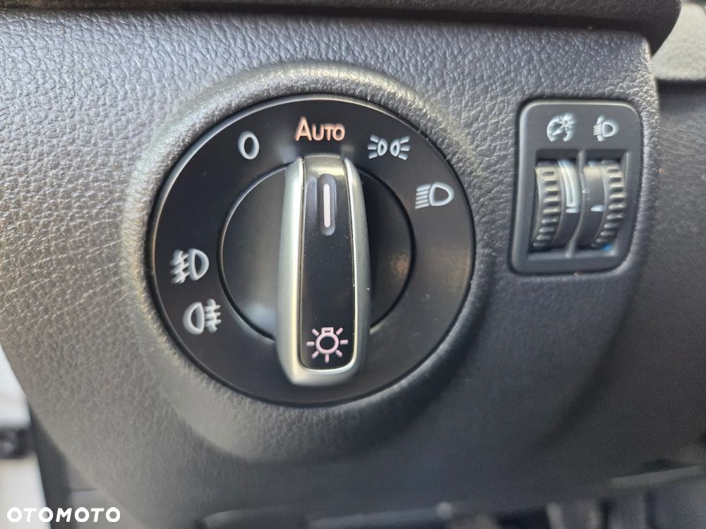Volkswagen Tiguan 2.0 TDI DPF 4Motion BlueMotion Technology Cup Sport & Style - 17