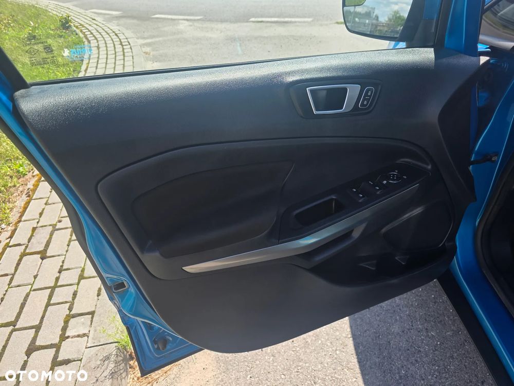 Ford EcoSport - 4