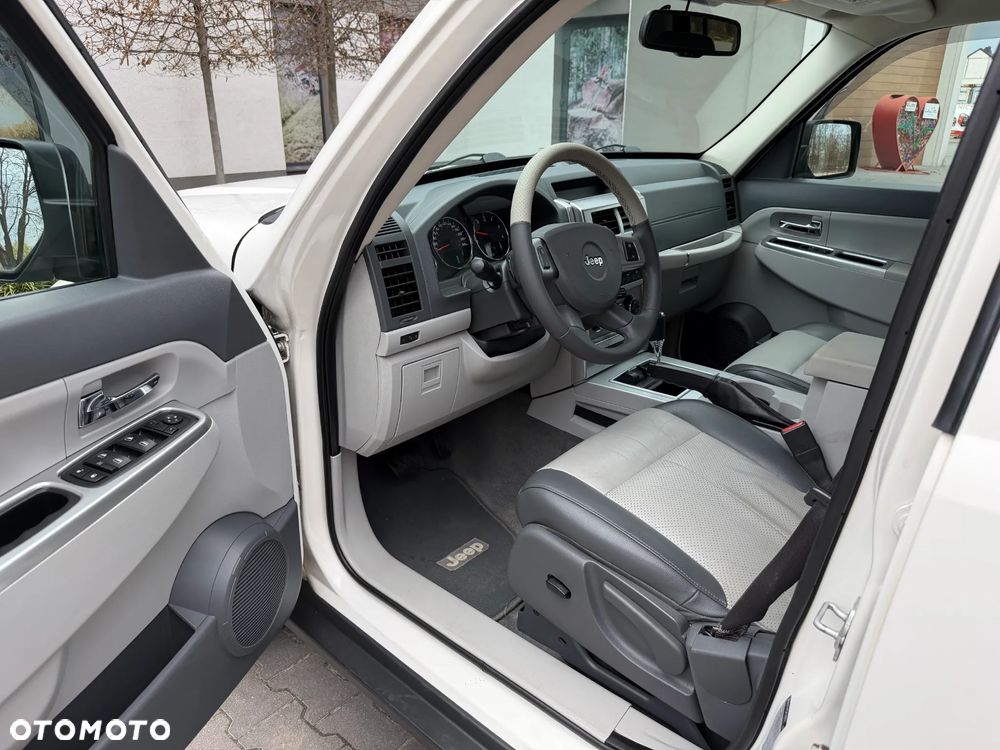 Jeep Cherokee 2.8 CRD DPF Automatik Limited Exclusive - 27