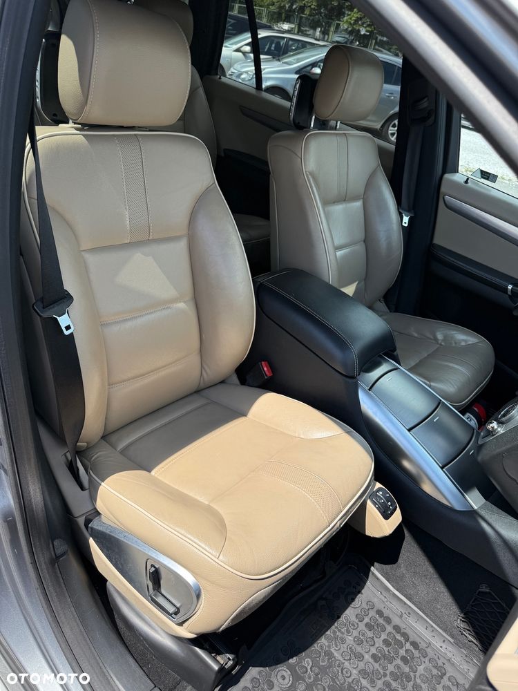 Mercedes-Benz Klasa R 350 CDI 4-Matic - 24