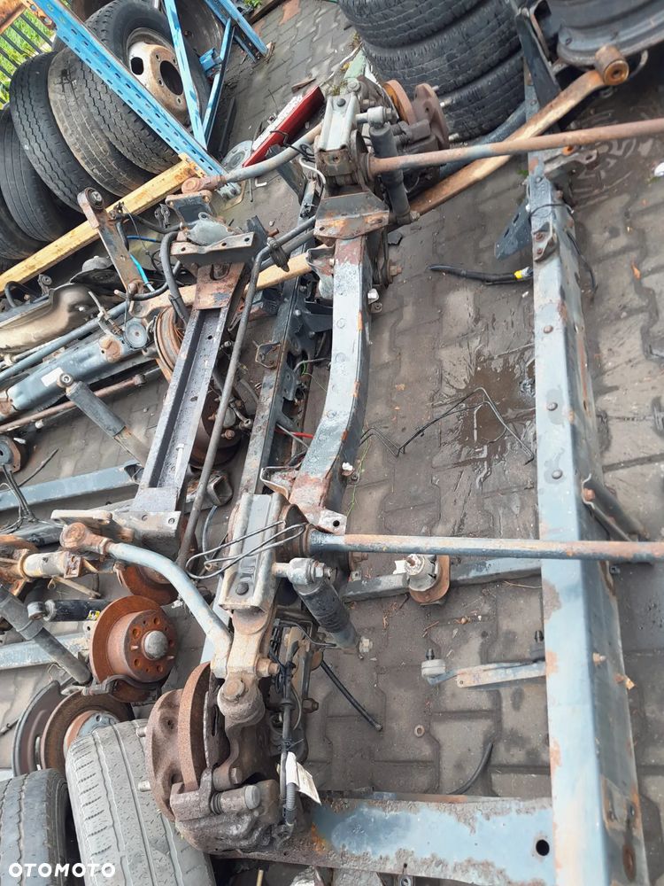 Zawieszenie przednie Iveco Daily bliźniak 05r - 1