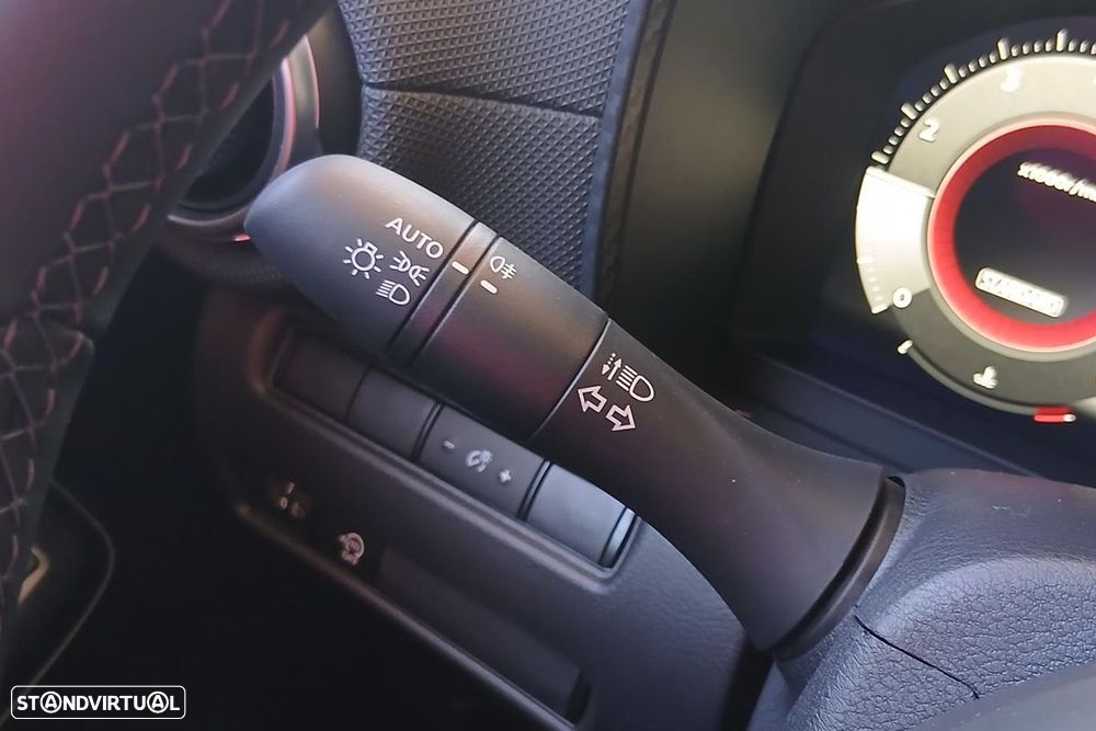 Nissan Juke 1.0 DIG-T N-Connecta - 11