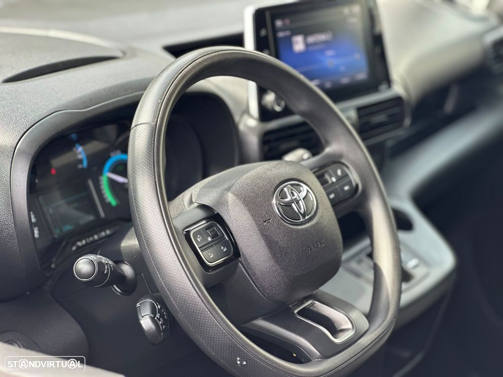 Toyota Proace City - 13