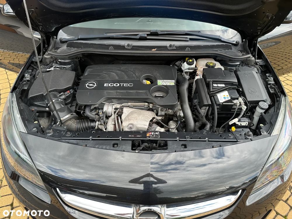 Opel Astra IV 1.6 T SIDI Cosmo S&S - 15