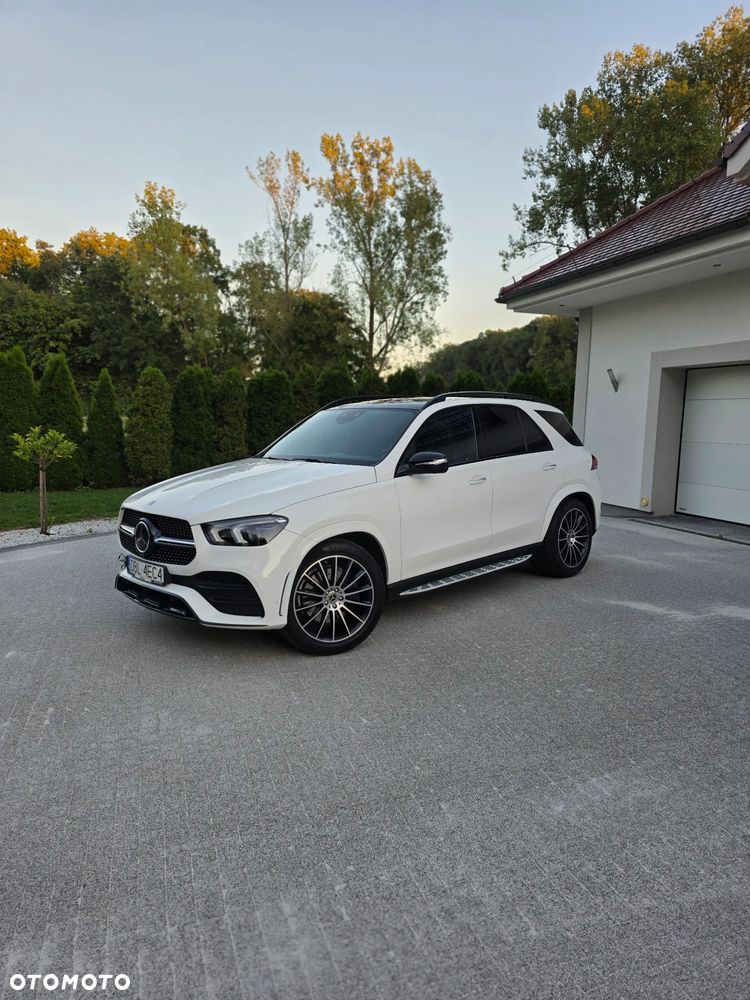 Mercedes-Benz GLE 300 d 4-Matic - 1