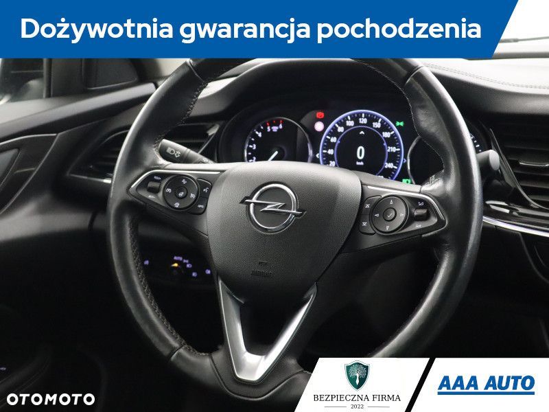 Opel Insignia - 23