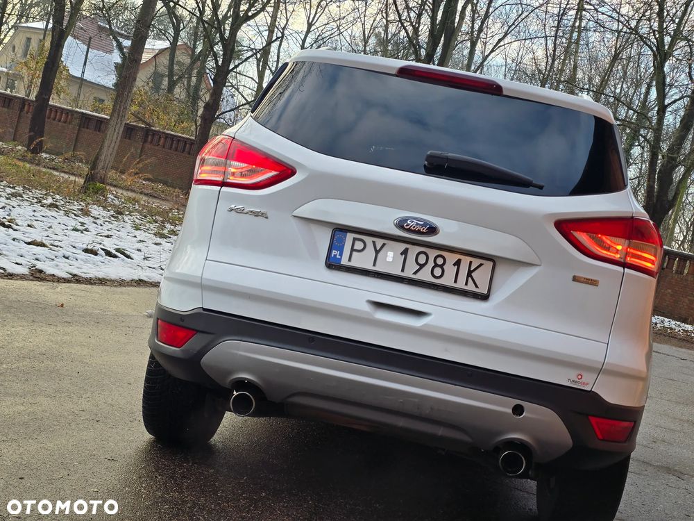 Ford Kuga 1.6 EcoBoost 2x4 Titanium - 39