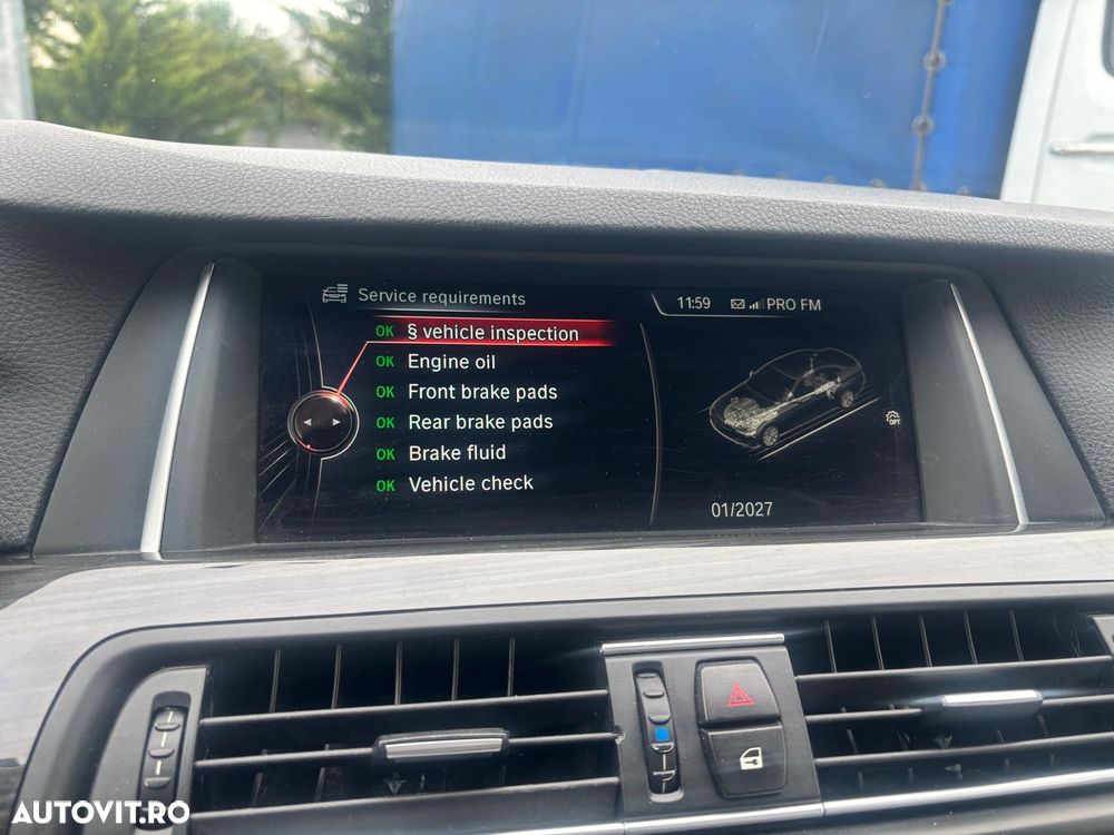 BMW Seria 5 530d xDrive AT - 26