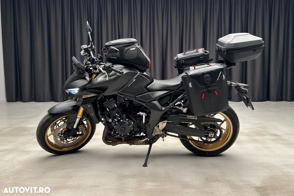 Honda CB 1000 Hornet - 7