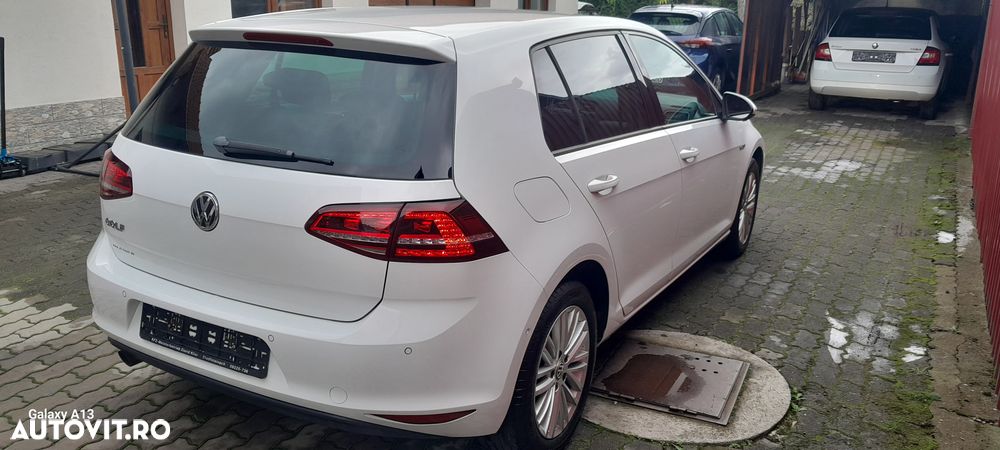 Volkswagen Golf - 4