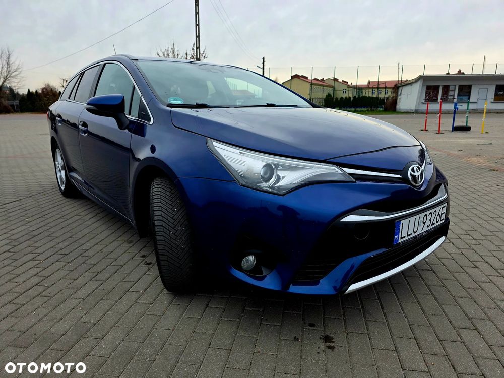 Toyota Avensis Touring Sports 1.8 Multidrive S Comfort - 15