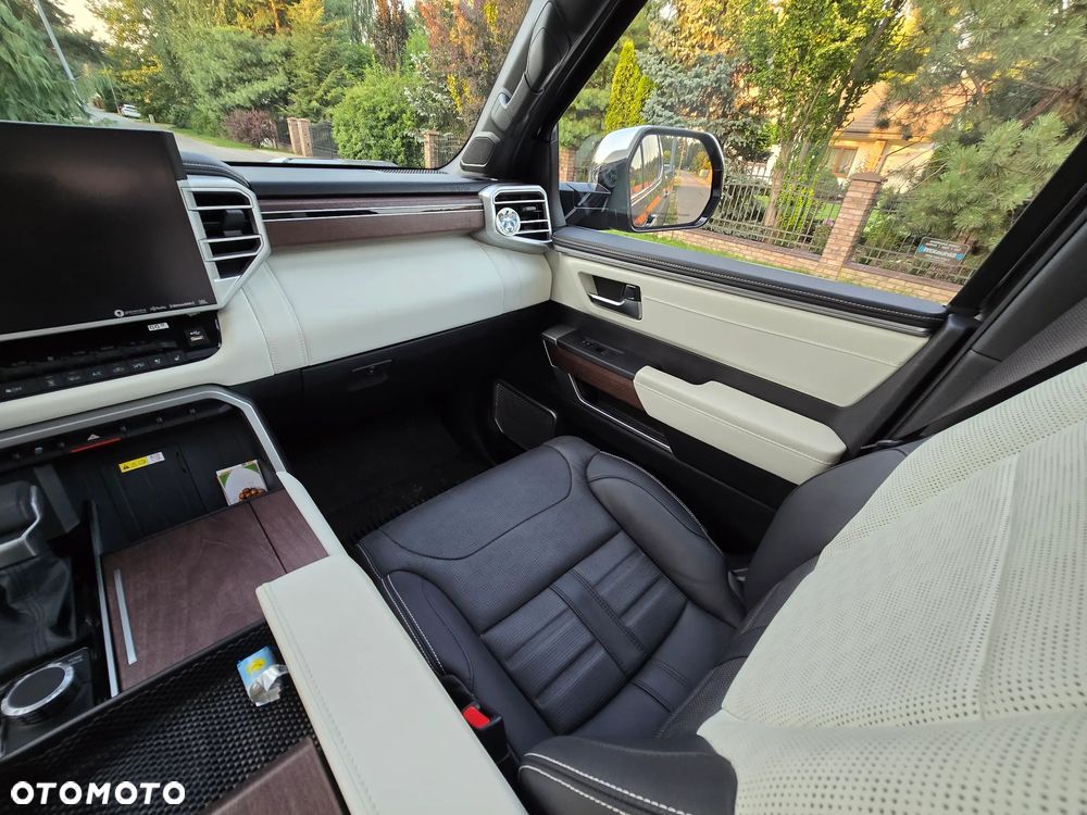 Toyota Tundra - 17
