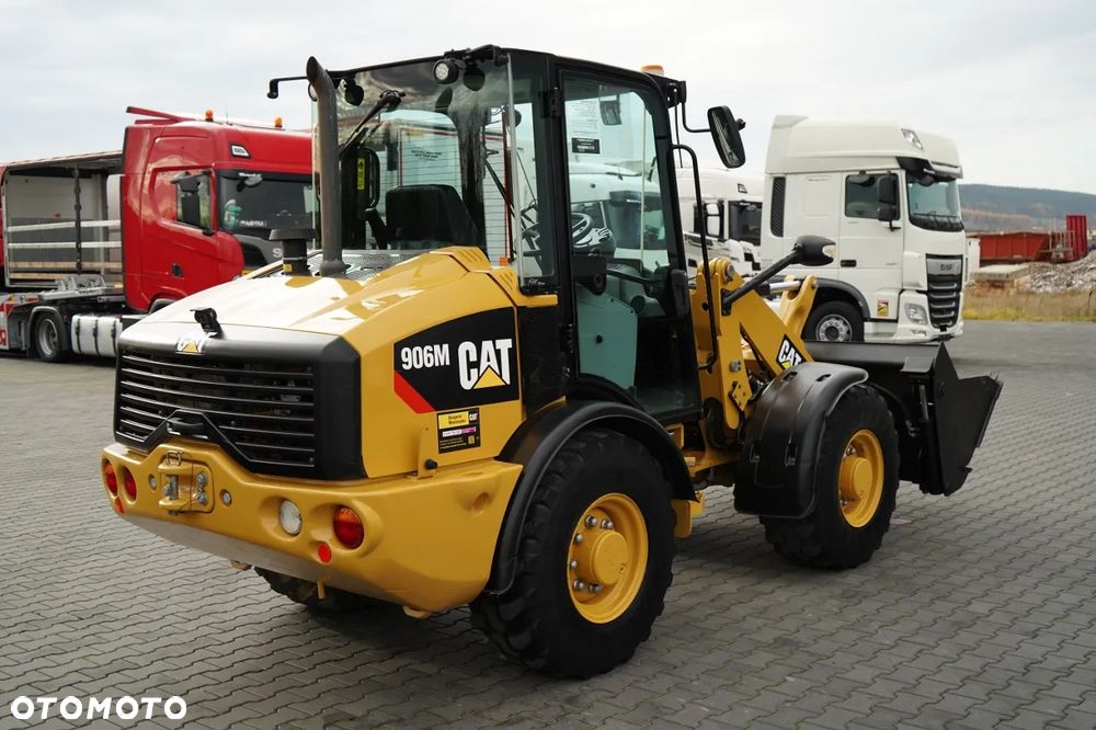 Caterpillar 906M / ŁADOWARKA KOŁOWA / 2019 ROK / ŁYŻKA SZCZĘKOWA / - 13