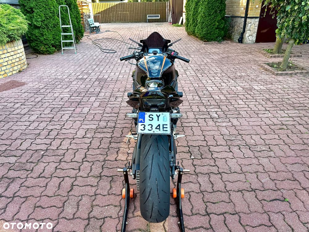 Honda CBR - 10