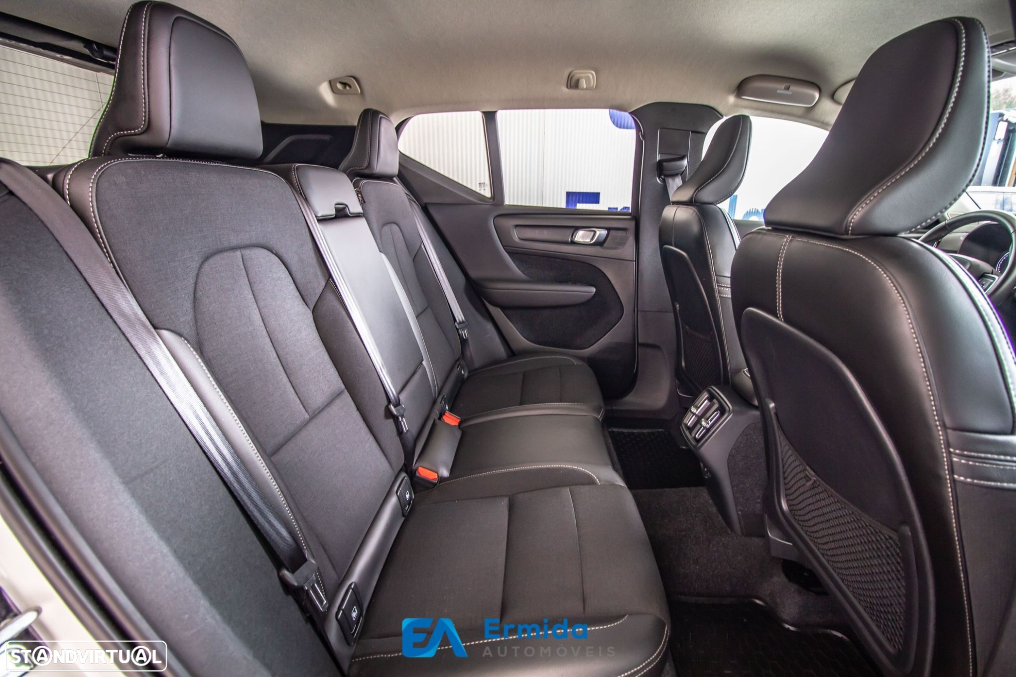 Volvo XC 40 2.0 D3 Geartronic - 33