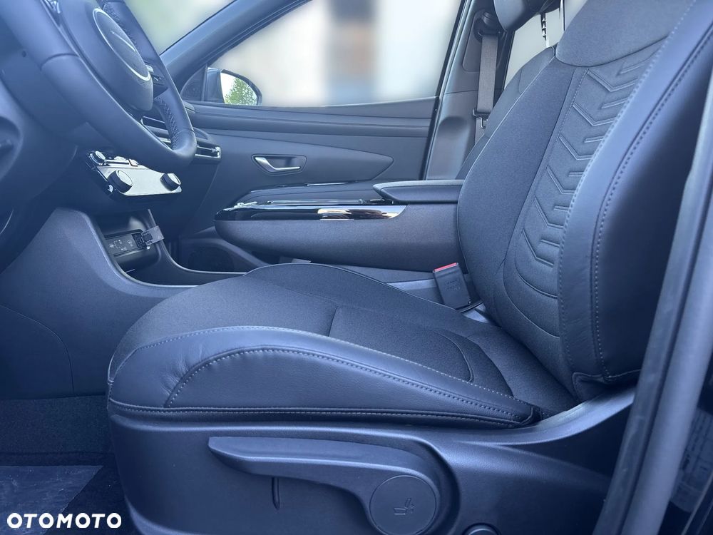 Hyundai Tucson 1.6 T-GDi HEV Smart 2WD - 13